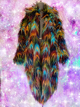 Cargar imagen en el visor de la galería, Wild Thing Fur Coat